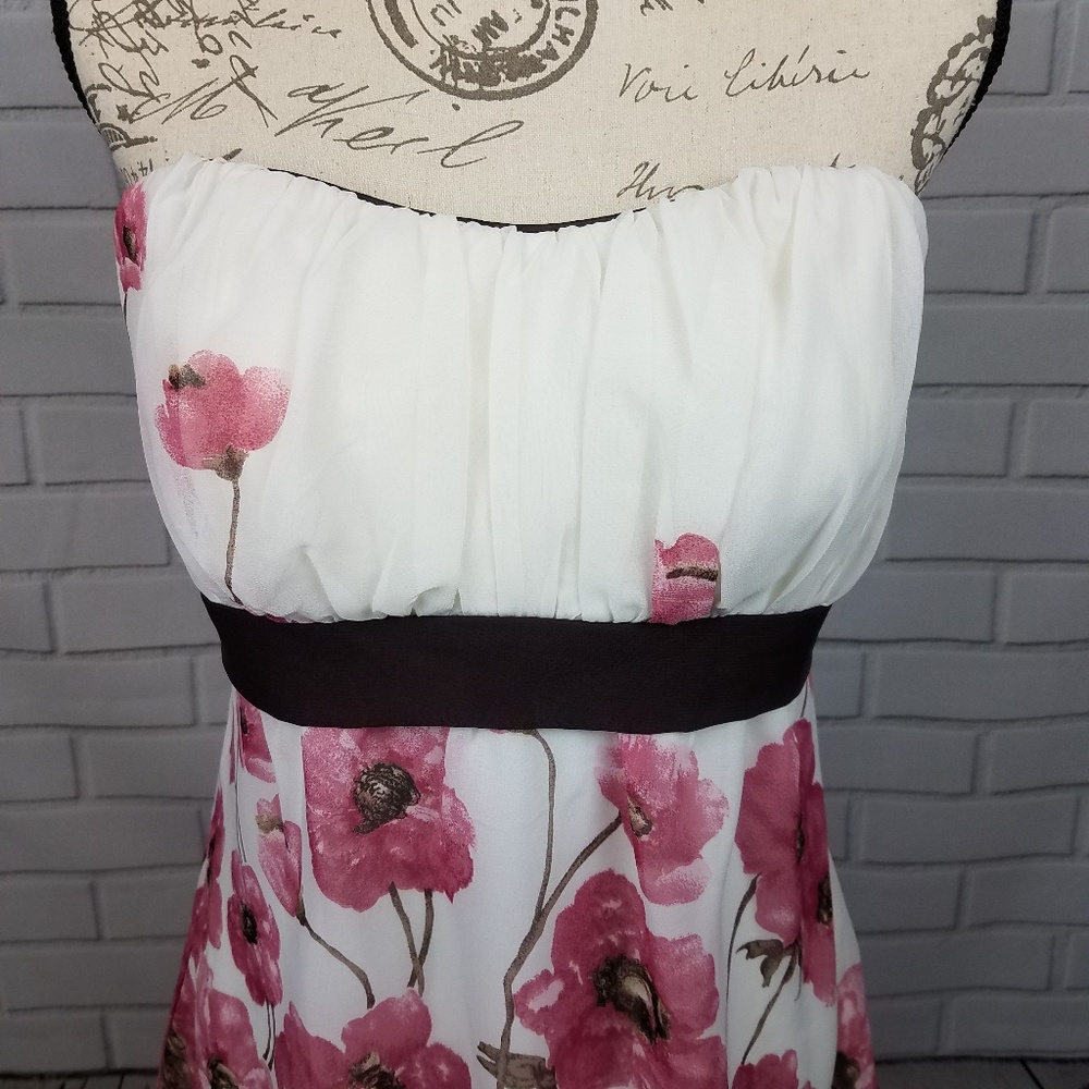 Studio Y Strapless Ivory Roses Top - Picture 2 of 5